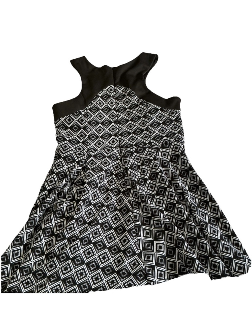 Tahari Black and White Geo Print Fit-and-Flare Dress